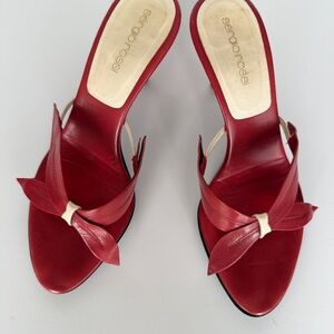 Sergio Rossi Red Leather flower Sandals 🌺